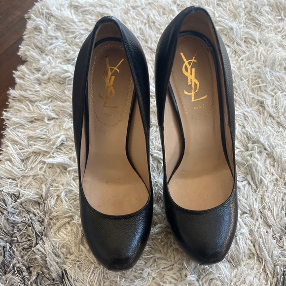 Yves Saint Laurent Shoes - Yves Saint Laurent Heel Heel Pumps